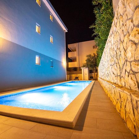 Apartments Yoko Novalja Zewnętrze zdjęcie
