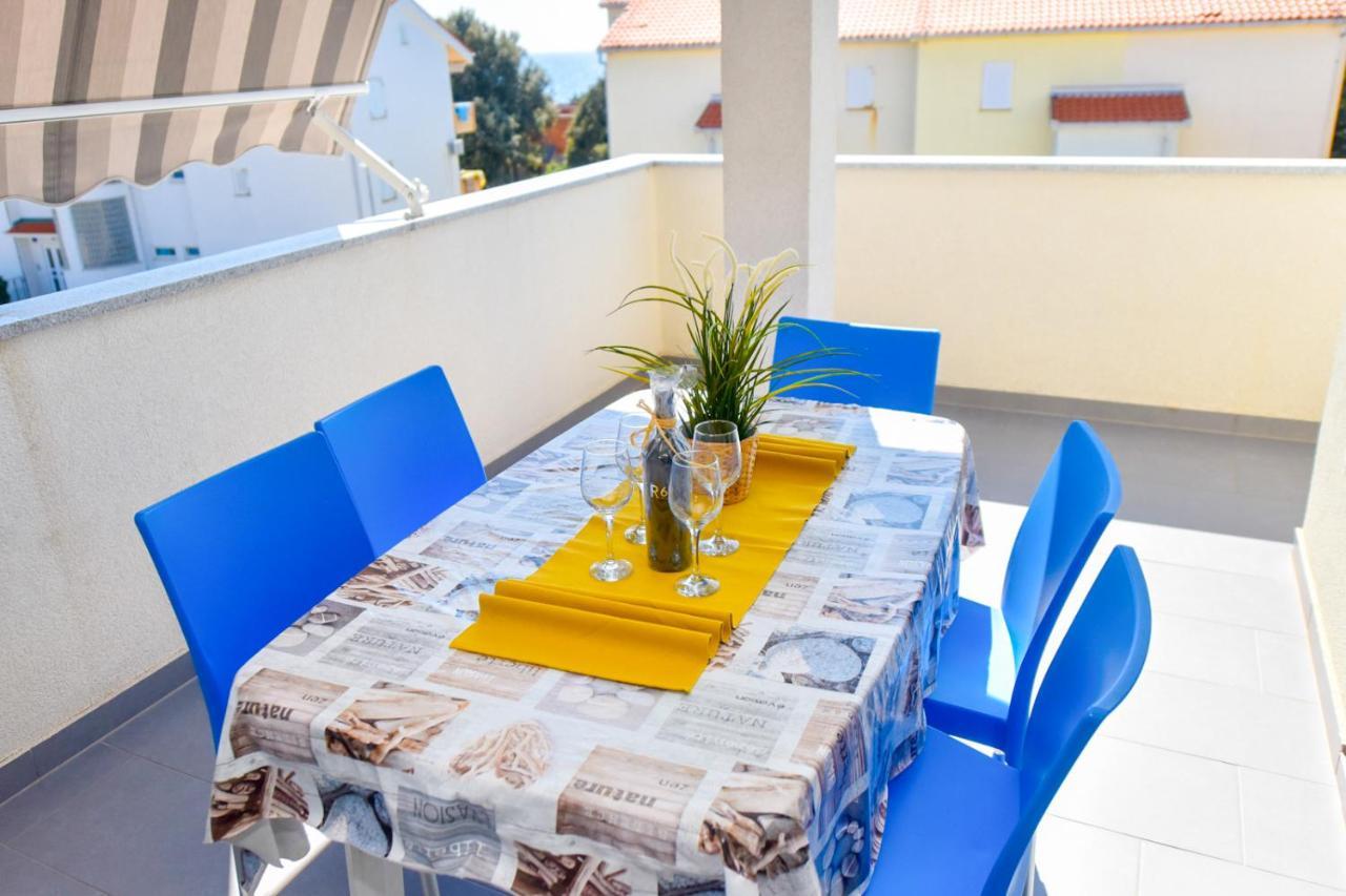 Apartments Yoko Novalja Zewnętrze zdjęcie