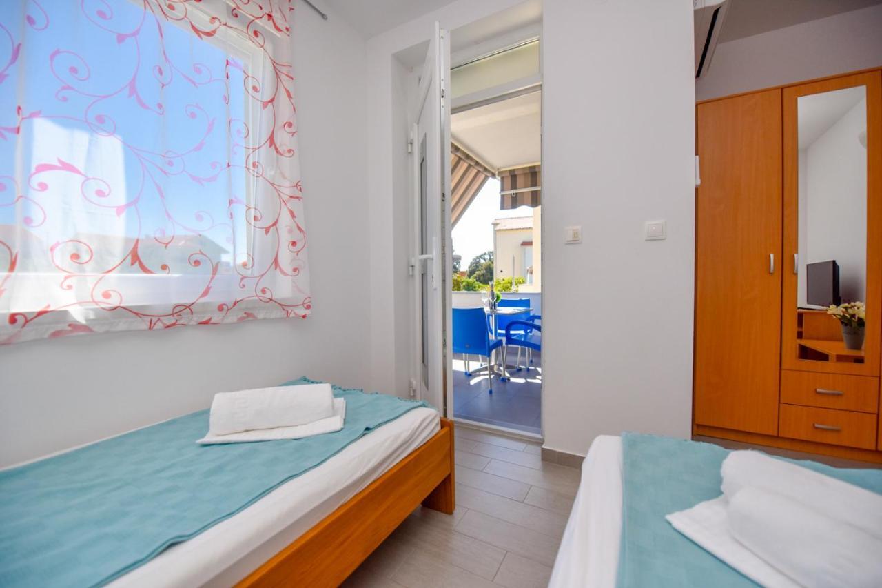 Apartments Yoko Novalja Zewnętrze zdjęcie
