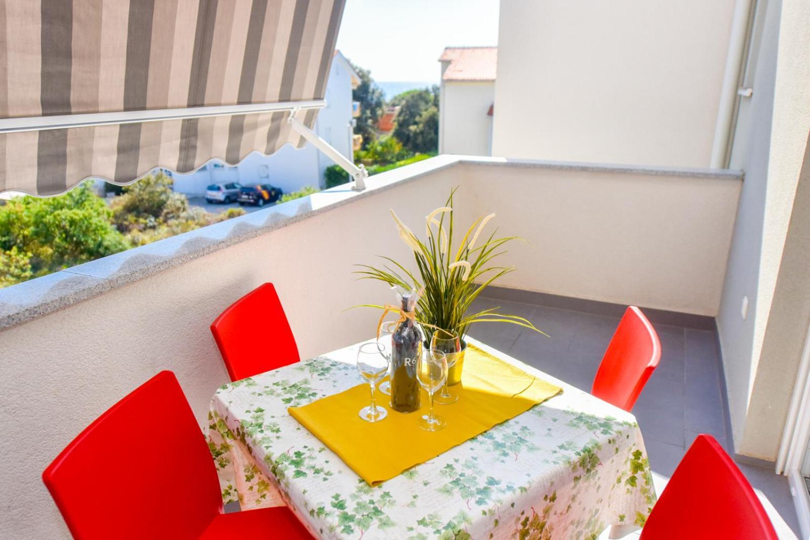 Apartments Yoko Novalja Zewnętrze zdjęcie